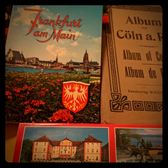 4 mini postcard books, Vintage - Picture 1 of 8